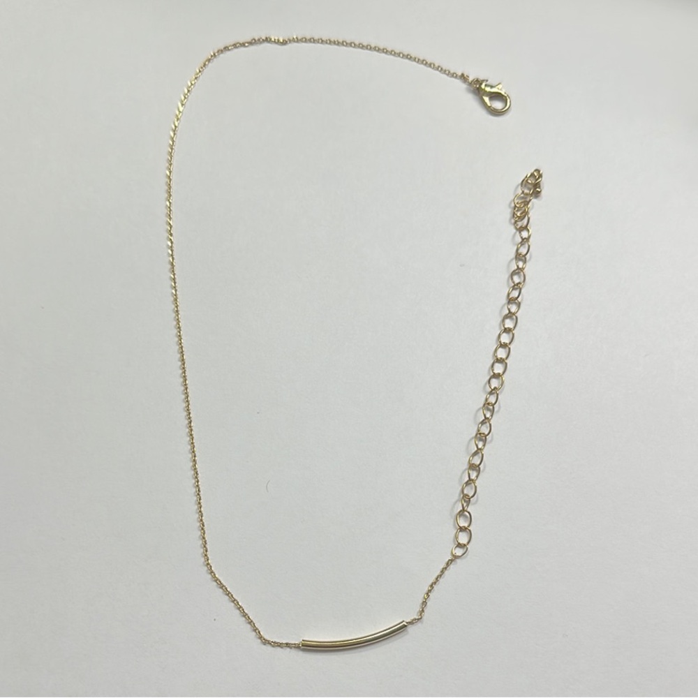 Elegant Gold Necklace